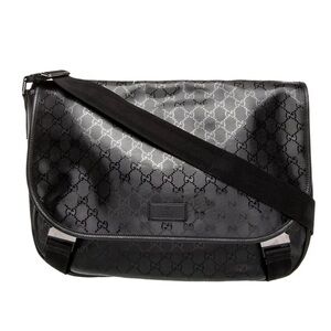 Gucci Black GG Logo Imprime Messenger Diaper Crossbody Buckle Bag